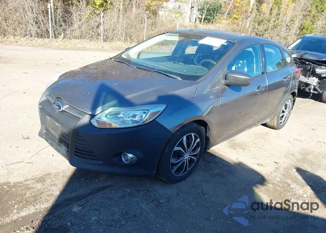 2012 Ford Focus Se из США, поврежденный, VIN 1FAHP3K28CL432374